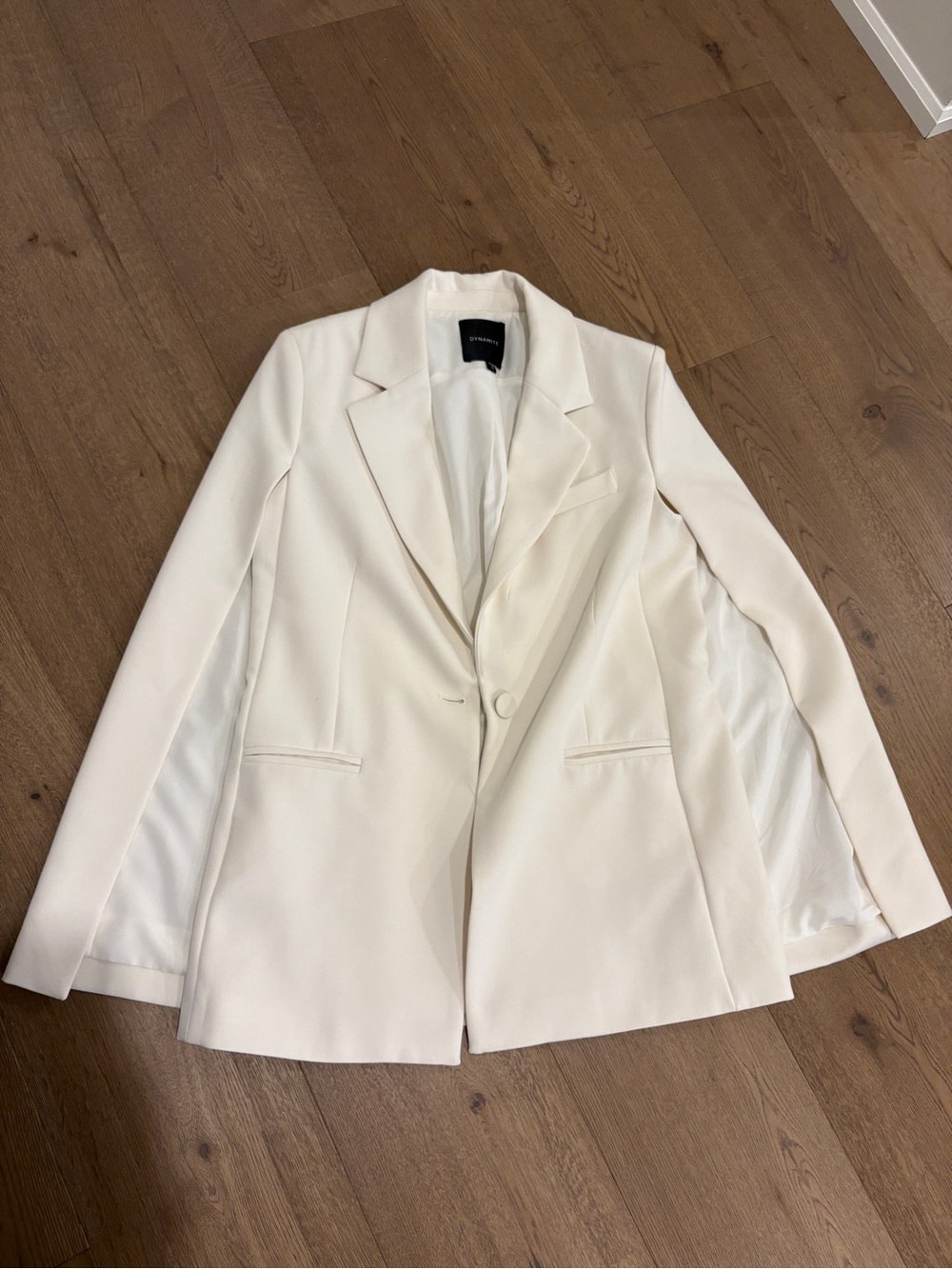 DYNAMITE Blazer Cape